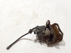 BMW X6 G06 / F96 (2019–2026) Tagumine pidurisadul 6891767 - 3