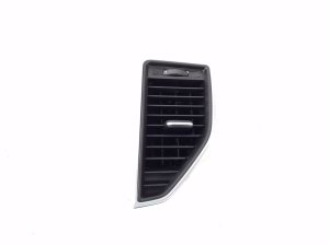   Armatuurlaua ventilatsioonivõred  - 95B819202C 