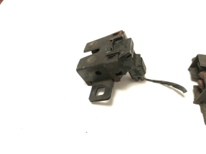 Land Rover Evoque (2011–2018) Hood latch - 3