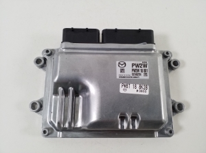   Engine control unit  - PW2W18881 