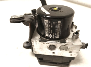 Land Rover Evoque (2011–2018) ABS unit BJ322C405AG - 7