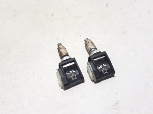 Tire pressure sensor - 6887140