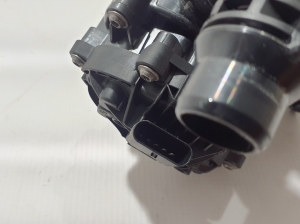BMW X6 G06 / F96 (2019–2026) Termostaat 8642559 - 4