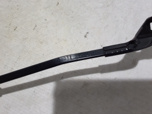 BMW X6 G06 / F96 (2019–2026) Windshield wiper arm 7434846 - 2