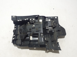 BMW X6 G06 / F96 (2019–2026) Rear bumper bracket 8069962 - 3