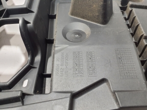 BMW X6 G06 / F96 (2019–2026) Rear bumper bracket 8069964 - 3