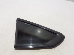 Rear quarter glass - 7446219