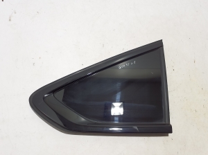 Rear quarter glass - 7446220