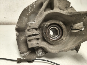 Land Rover Discovery Sport (2014–2026) Front wheel hub - 5