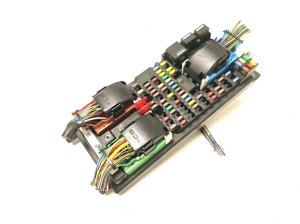   Sicherungskasten Innenraum  - FK7214F041AE 