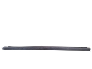 Karbi välimine ilupaneel - 5LA853855