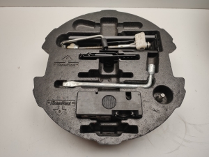   Trunk tool tray and its parts  - a2128980181 