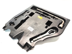 Mercedes Benz Sprinter W 907 (2018–2026) Pukseerimisaas A9070023499 - 2