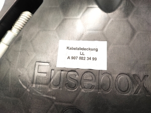 Mercedes Benz Sprinter W 907 (2018–2026) Pukseerimisaas A9070023499 - 4