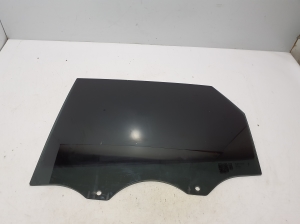 Vitre de porte latérale arrière - 9Y0845025A
