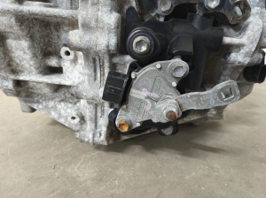 TOYOTA Yaris (2011–2020) Gearbox 3090052010 - 6