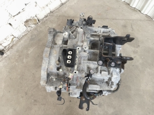 TOYOTA Yaris (2011–2020) Gearbox 3090052010 - 7