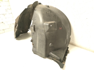Land Rover Discovery Sport (2014–2026) Front wheel arch liner - 7
