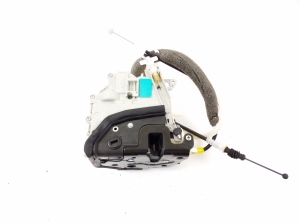 Porsche Macan (2014–2026) Rear side door lock 8K0839015G - 4
