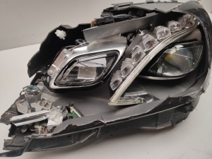 Mercedes Benz E-Class W212 (2009–2015) Esituli ja selle osad A2129063303 - 2