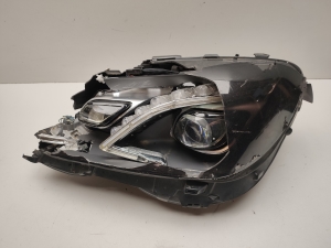 Scheinwerfer und seine Teile - A2129063303