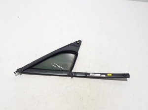   Front door quarter glass  - 9Y0845113N 