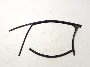 Front door rubber seal - 9Y0837431B