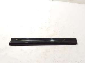 Front door molding - 9Y0837096F