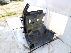 VOLVO XC40 (2017–2026) Front quarter panel - 3