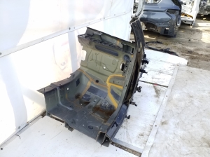 VOLVO XC40 (2017–2026) Front quarter panel - 3