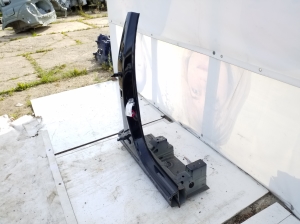 VOLVO XC40 (2017–2026) Sill and center pillar - 3
