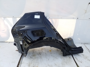 Rear wing