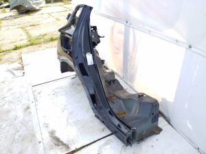 VOLVO XC40 (2017–2026) Rear wing - 2