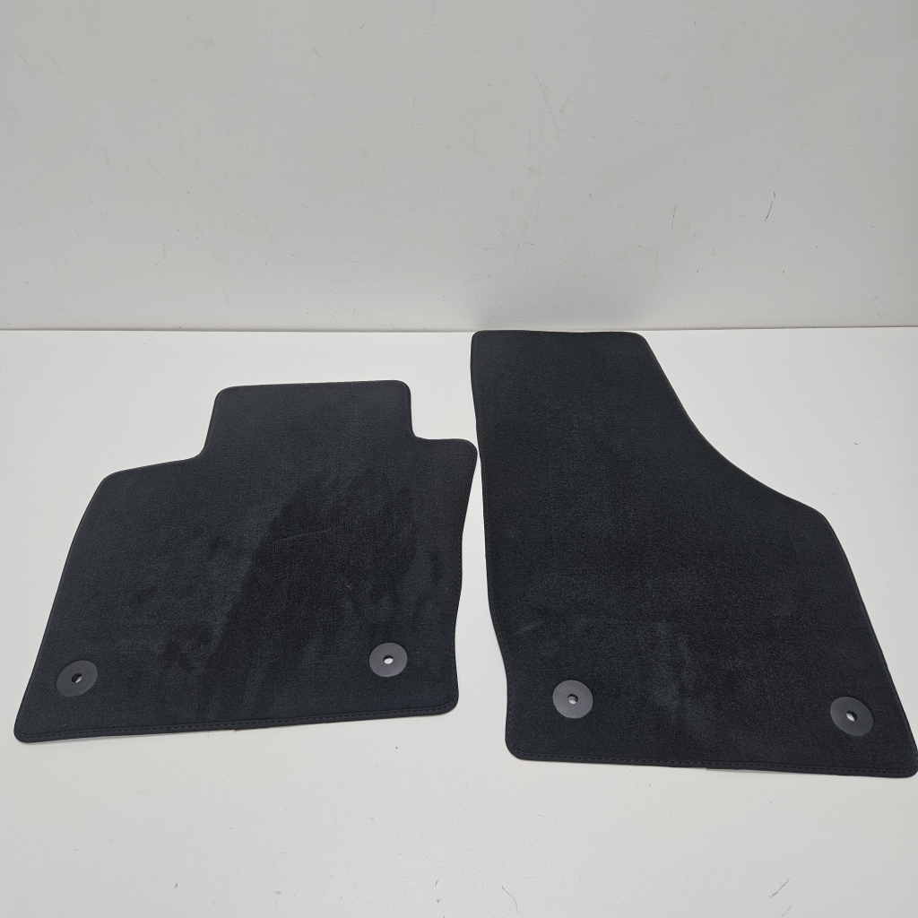 AUDI Q3 8U (2011–2018) Fußmatten 8U1863691CQA5 AUDI Q3 8U (2011–2018) Fußmatten 8U1863691CQA5
