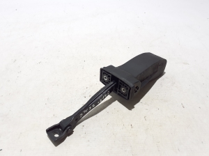 Porsche Cayenne (92A) (2017–2026) Rear side door opening limiter 760839249B - 2