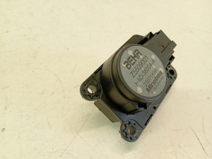 Citroen DS5 (2011–2019) Heater flap actuator z5509001 - 5
