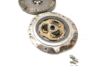 TOYOTA Yaris (2011–2020) Sidur ja selle osad 3127052010 - 4
