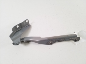Hood hinge - BCJH52420