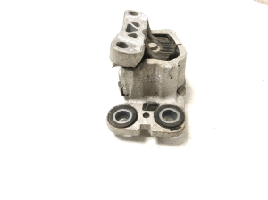 Land Rover Discovery Sport (2014–2026) Engine mount BJ327M121AD - 4