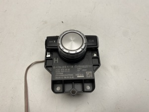 Display switch - A2048709758
