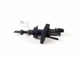   Clutch master cylinder  - D09K41400 
