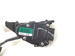 AUDI A4 B6 (2000–2005) Accelerator pedal 8E2721523A - 3