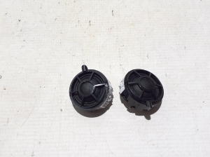 Rear side door speaker - 971035412