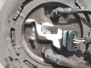 VOLVO XC60 (2008–2017) Kütusepaak ja selle osad 31432099 - 5
