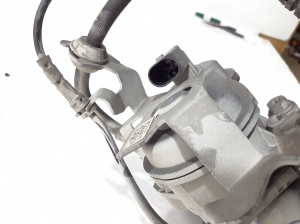 BMW X 7 G07 (2018–2026) Front brake caliper - 4