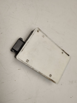 Mercedes Benz E-Class W212 (2009–2015) Pimeda nurga radar Distronic A0009058802 - 2