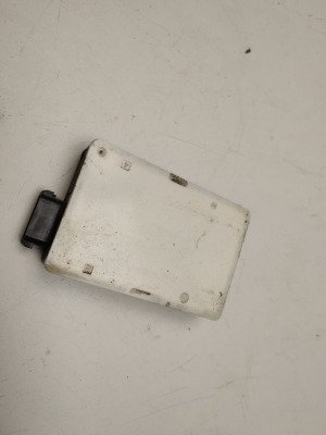 Mercedes Benz E-Class W212 (2009–2015) Pimeda nurga radar Distronic A0009058702 - 2