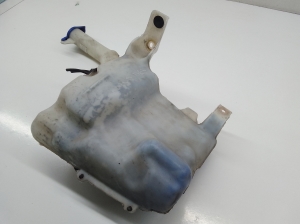 Ford Mondeo V (2014–2018) Front washer fluid reservoir DS7317B613AE - 4
