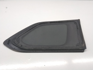 Mitsubishi Outlander (2012–2021) Vitre de custode arrière 6121A503 - 3