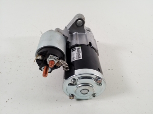 Mazda 3 IV (2019–2026) Starter PY0118400 - 2